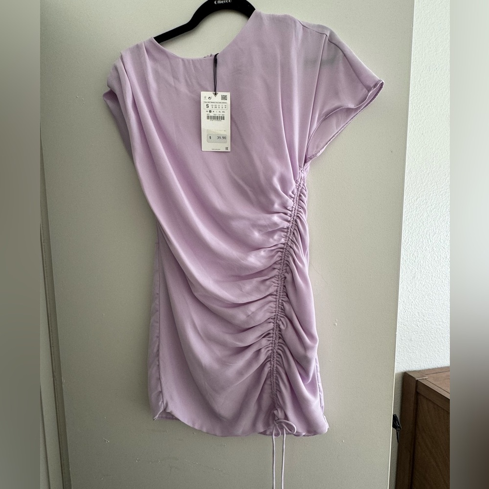 Never worn NWT Zara dress in lavender color